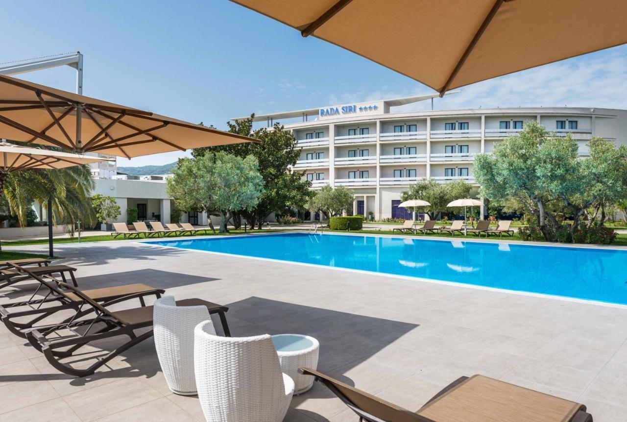Rada Siri Hotel